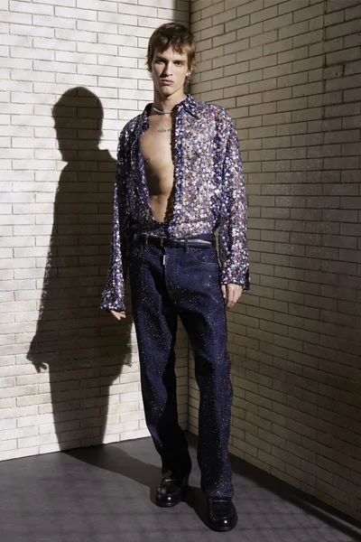 Look 28